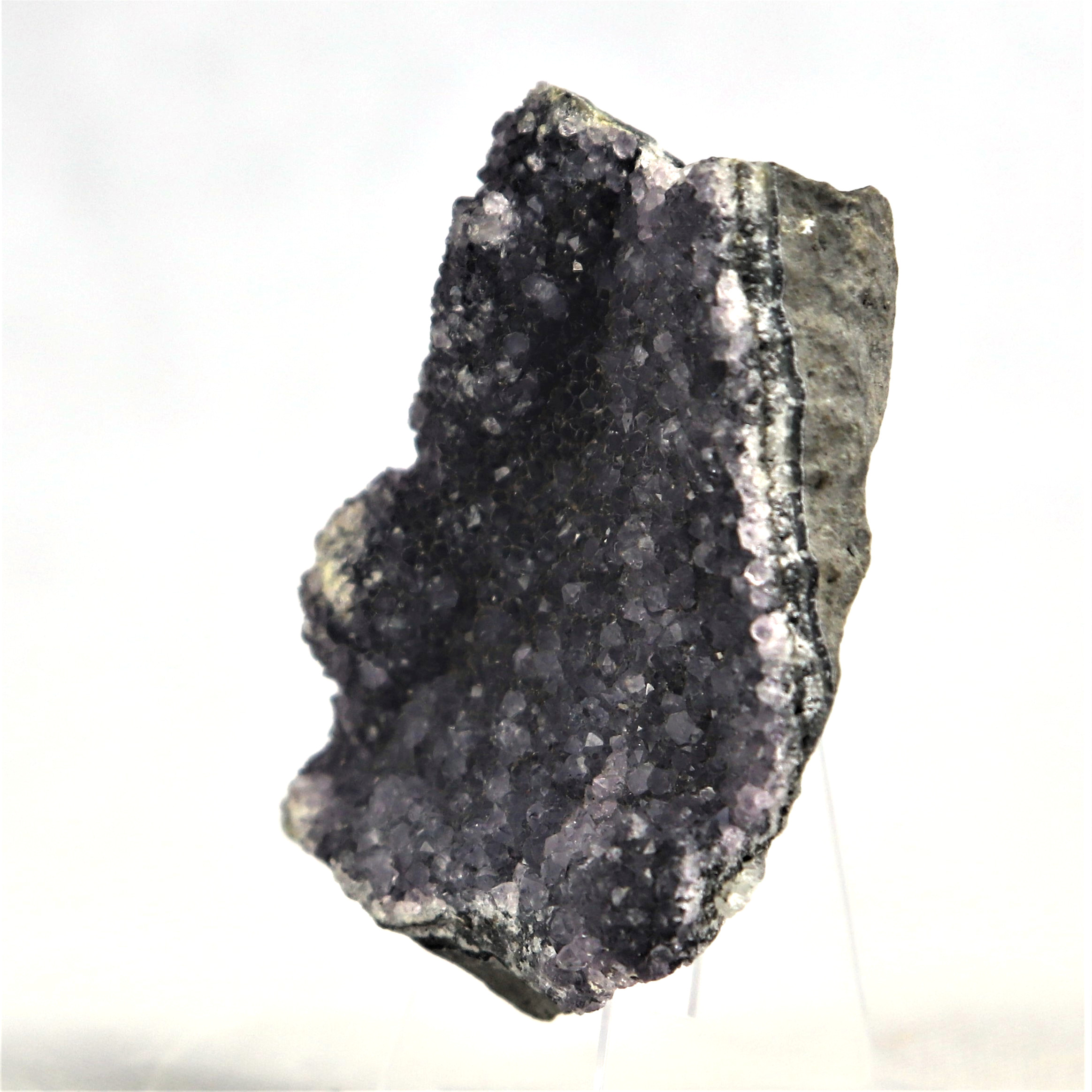 black amethyst color